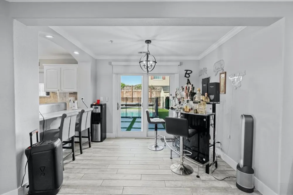 16935 Pine Way Morgan Hill, CA 95037