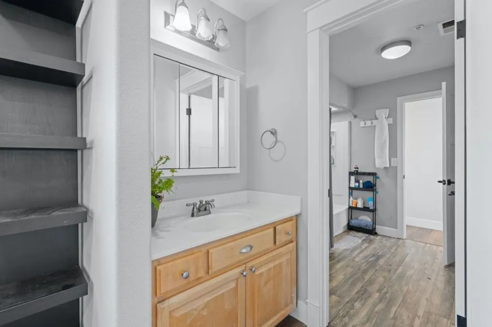 16935 Pine Way Morgan Hill, CA 95037