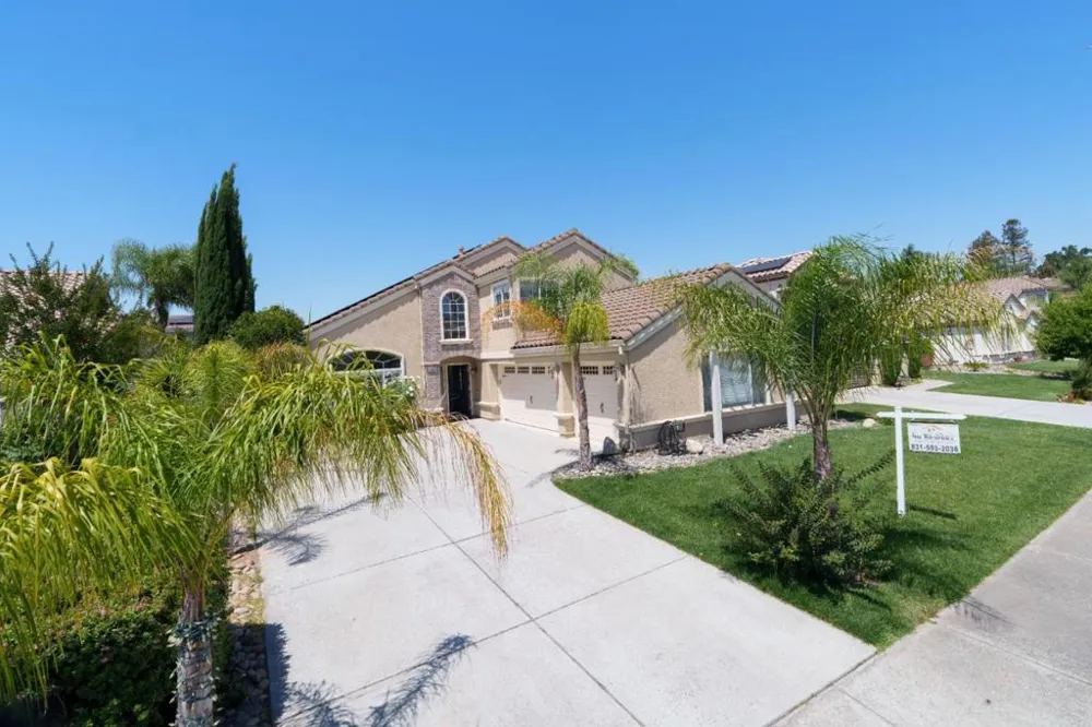 16935 Pine Way Morgan Hill, CA 95037