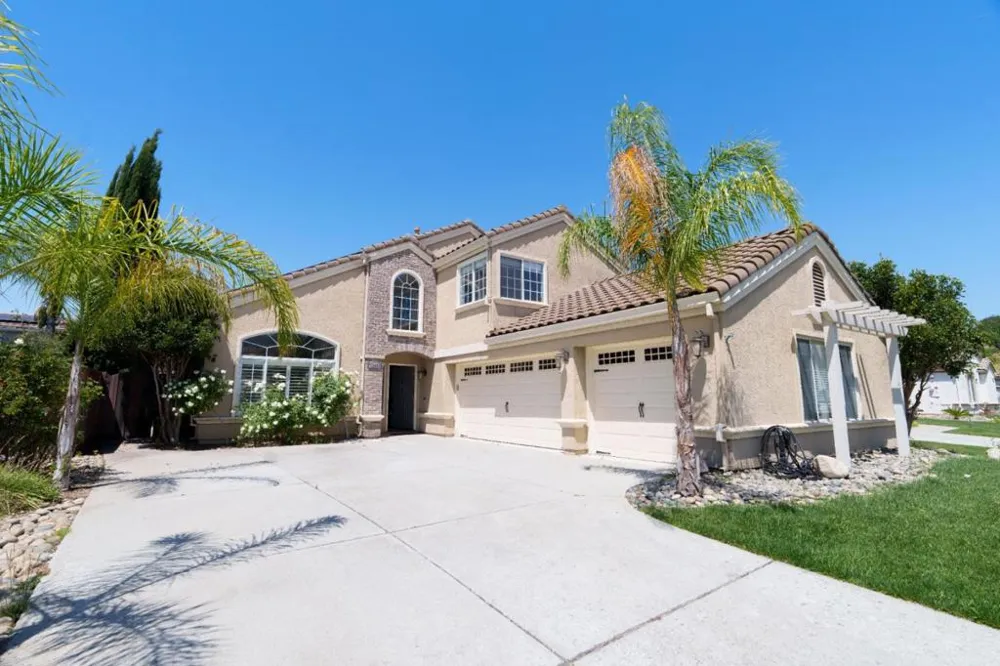16935 Pine Way Morgan Hill, CA 95037