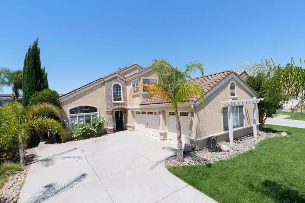 16935 Pine Way Morgan Hill, CA 95037
