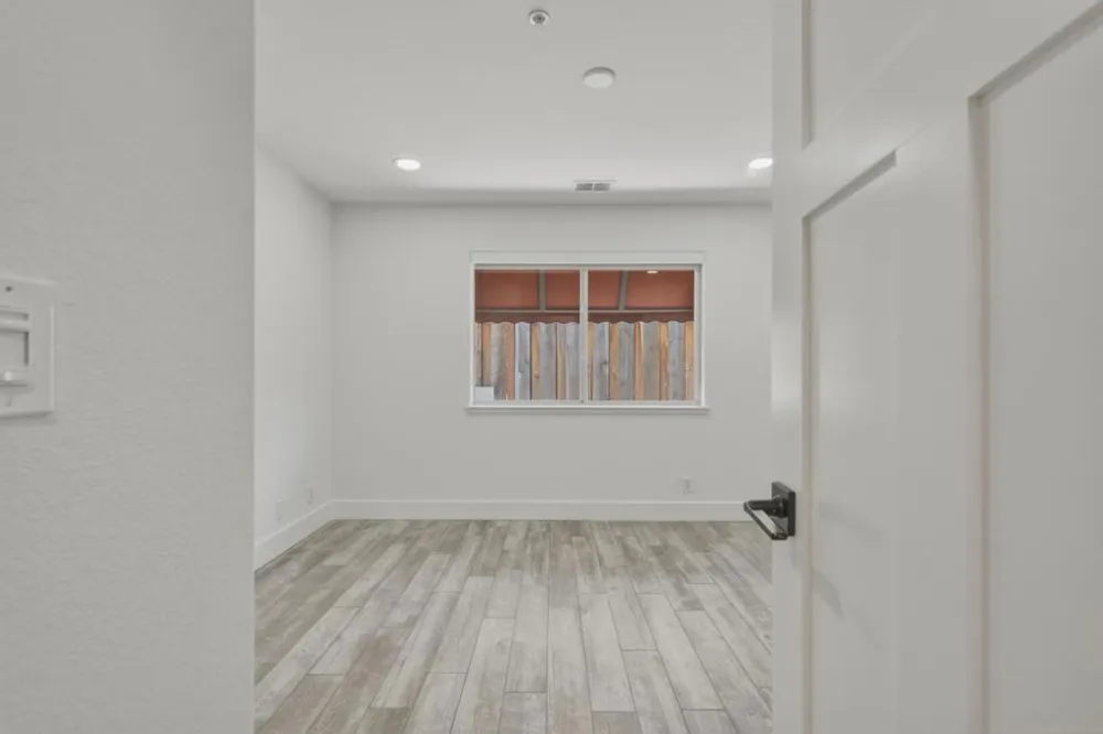 16935 Pine Way Morgan Hill, CA 95037