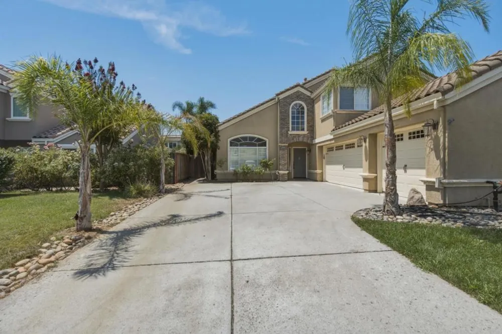 16935 Pine Way Morgan Hill, CA 95037