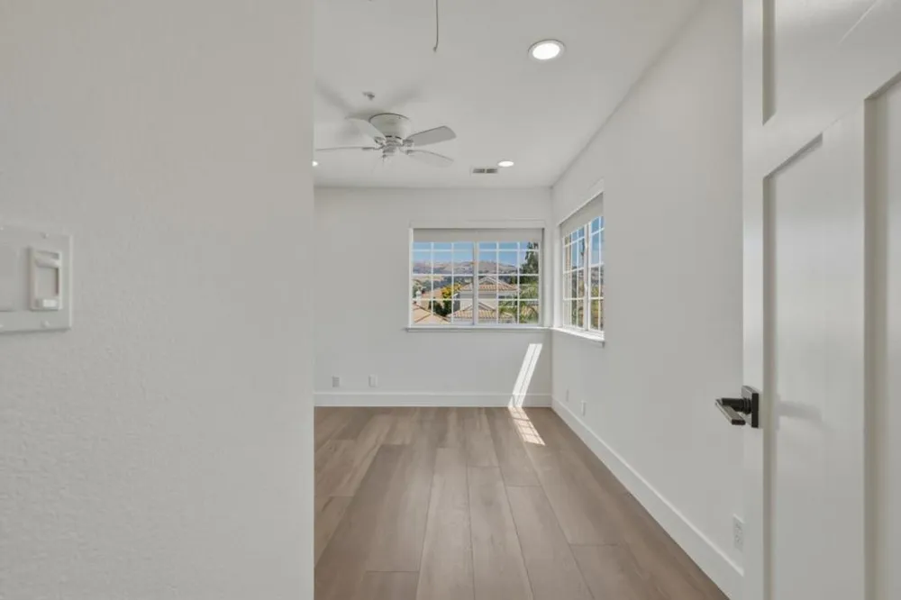 16935 Pine Way Morgan Hill, CA 95037