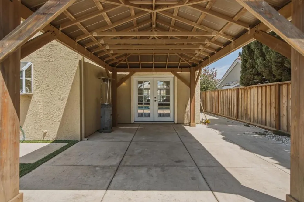 16935 Pine Way Morgan Hill, CA 95037