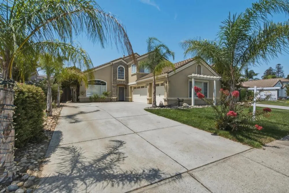 16935 Pine Way Morgan Hill, CA 95037