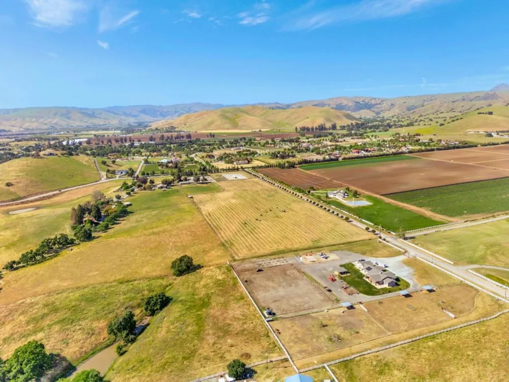 Lot#1 Bluff Drive Hollister, CA 95023