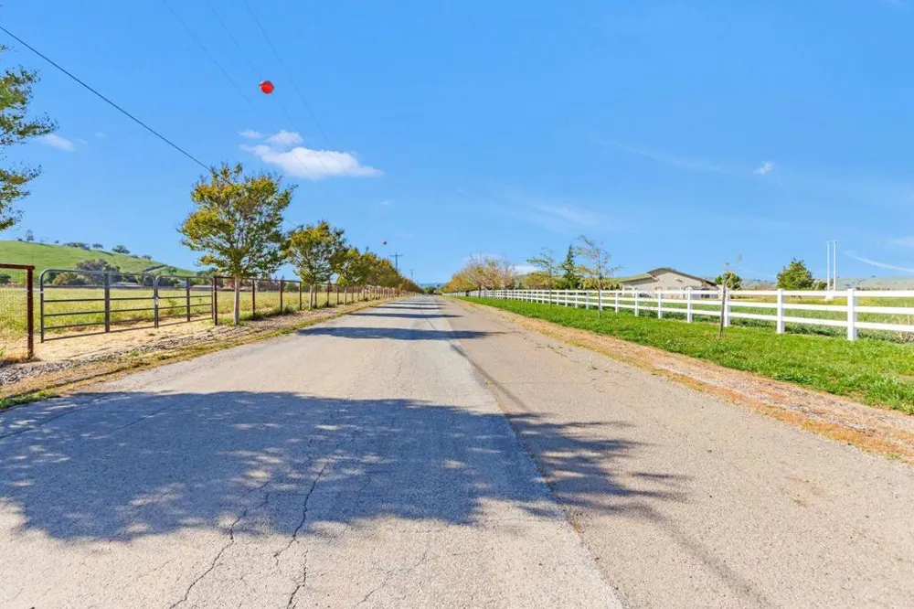 Lot#1 Bluff Drive Hollister, CA 95023