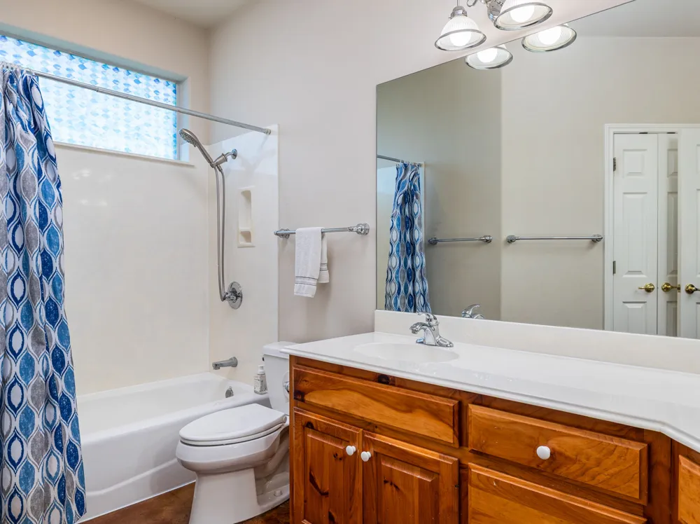 155 Comanche Circle Hutto, TX 78634