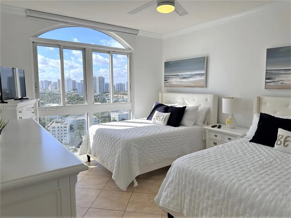 2080 S OCEAN DRIVE #PH3 Hallandale Beach, FL 33009