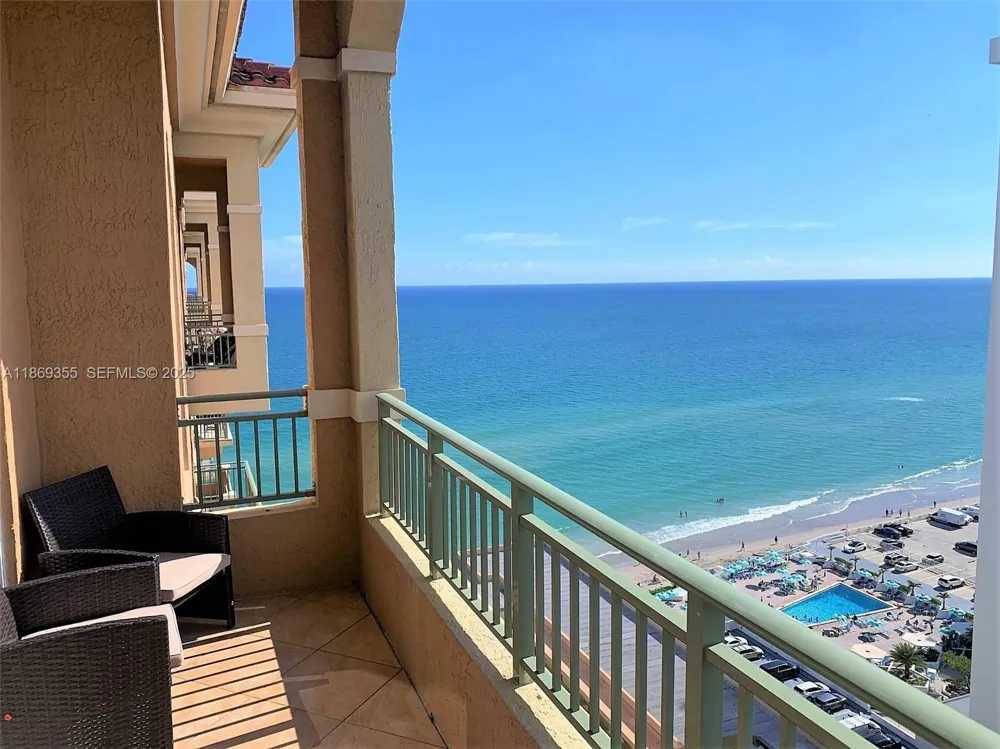 2080 S OCEAN DRIVE #PH3 Hallandale Beach, FL 33009