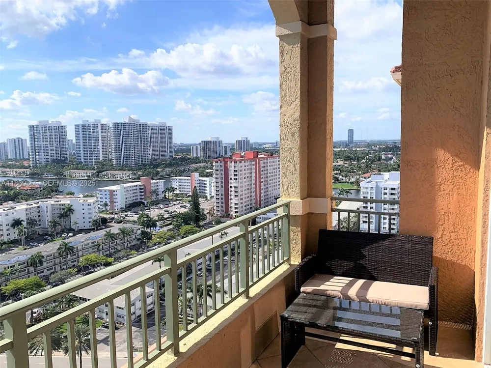 2080 S OCEAN DRIVE #PH3 Hallandale Beach, FL 33009