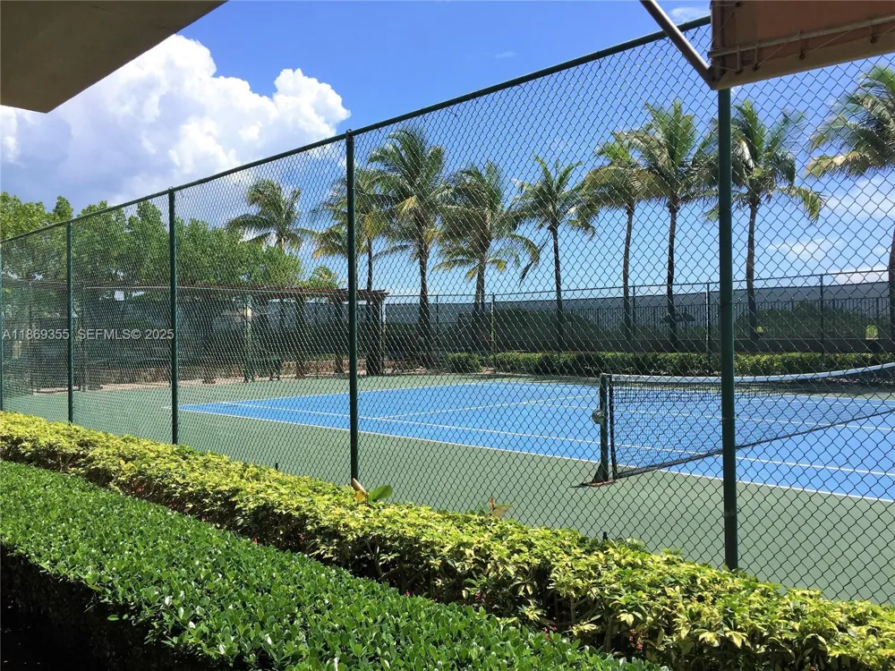 2080 S OCEAN DRIVE #PH3 Hallandale Beach, FL 33009