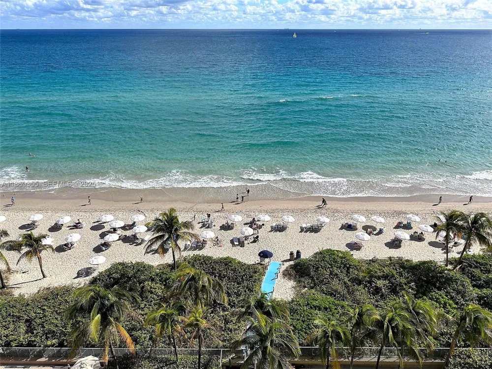 2080 S OCEAN DRIVE #PH3 Hallandale Beach, FL 33009