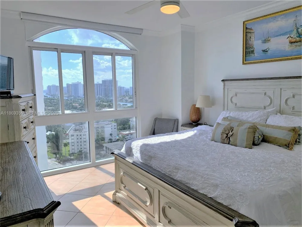 2080 S OCEAN DRIVE #PH3 Hallandale Beach, FL 33009