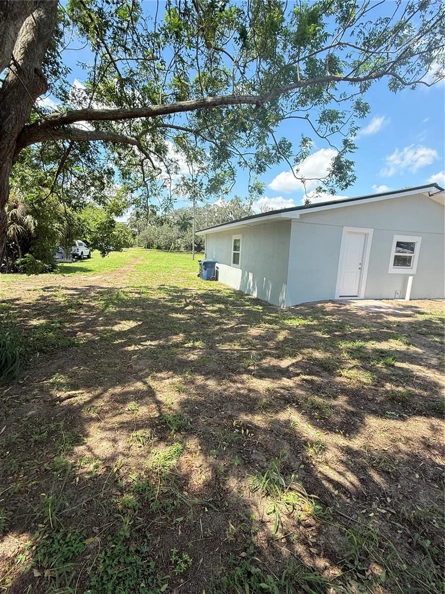 426 BECTON STREET Frostproof, FL 33843