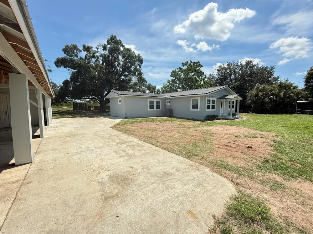 426 BECTON STREET Frostproof, FL 33843