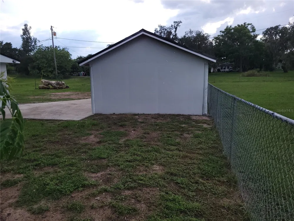 426 BECTON STREET Frostproof, FL 33843