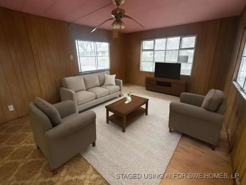 84 Lampshire Avenue Palmview, TX 78572