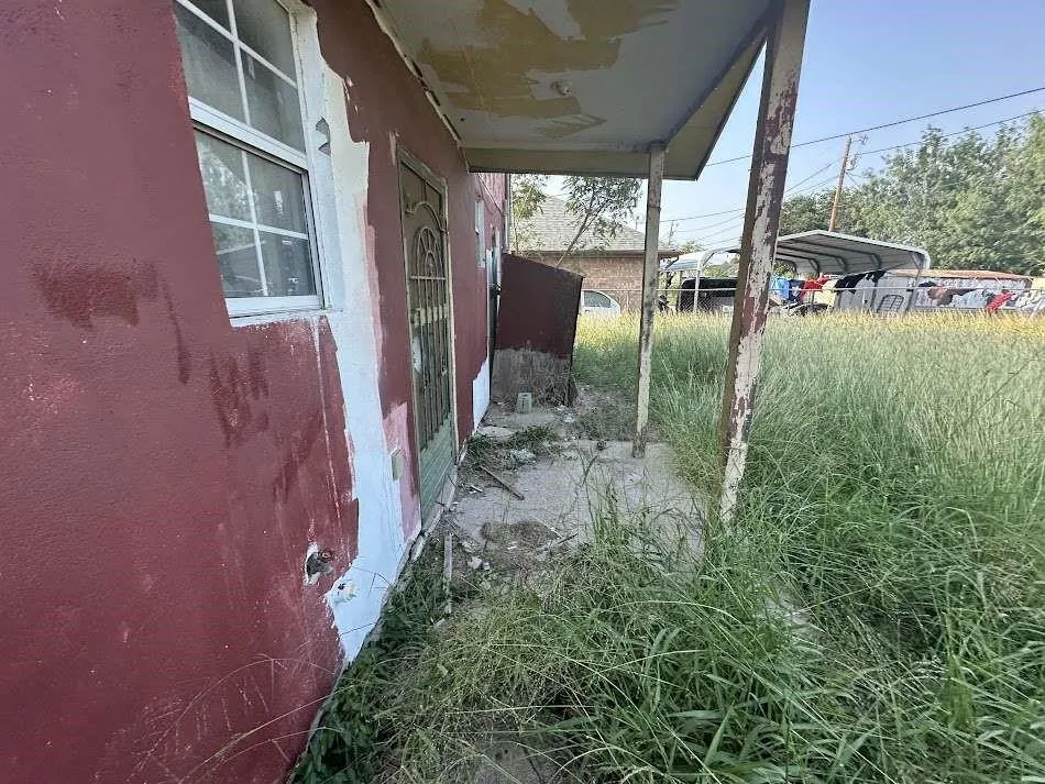 6901 S Naranja Lane Progreso, TX 78577