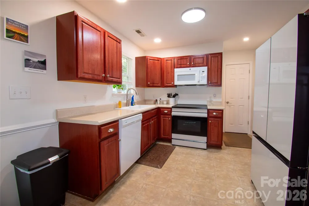 19 Singleton Lane Fletcher, NC 28732