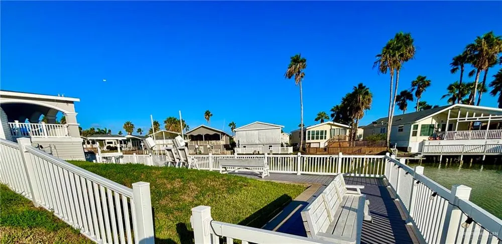 142 E Bonnet Circle Port Isabel, TX 78578