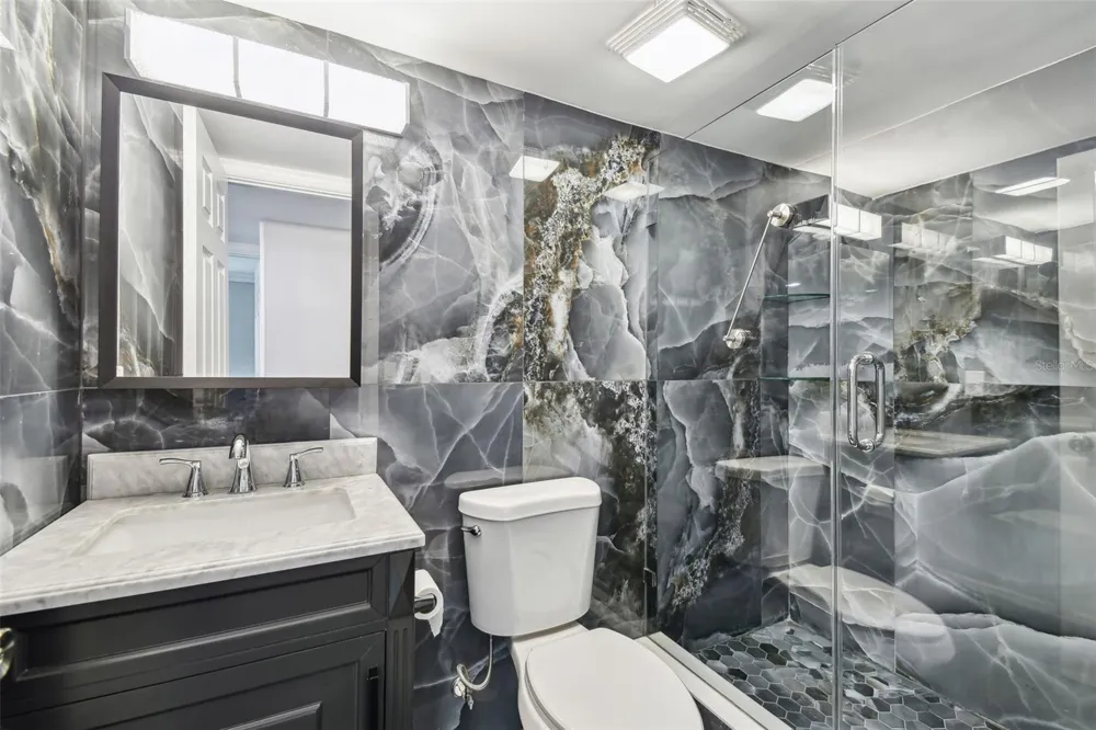2942 W BAY DRIVE #8 Belleair Bluffs, FL 33770