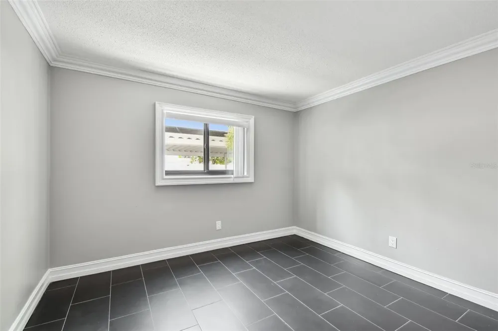 2942 W BAY DRIVE #8 Belleair Bluffs, FL 33770