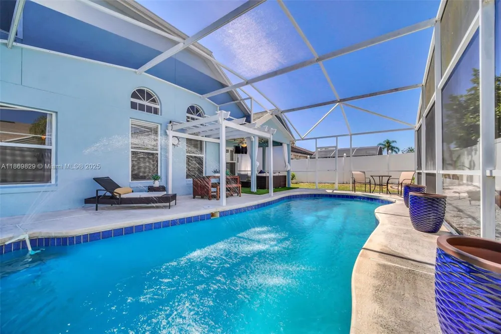 2915 Pembridge St Kissimmee, FL 34747