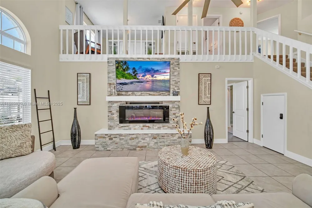 2915 Pembridge St Kissimmee, FL 34747