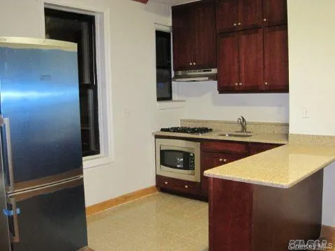 4333 48th Street #1A Sunnyside, NY 11104