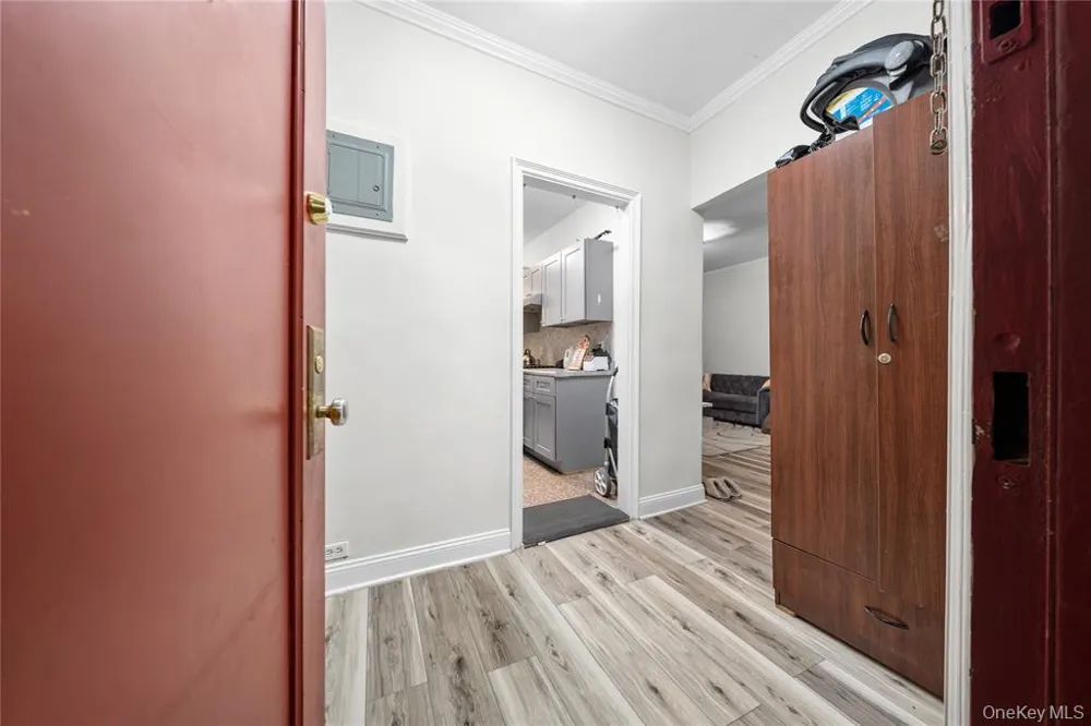 4333 48th Street #1B Sunnyside, NY 11104