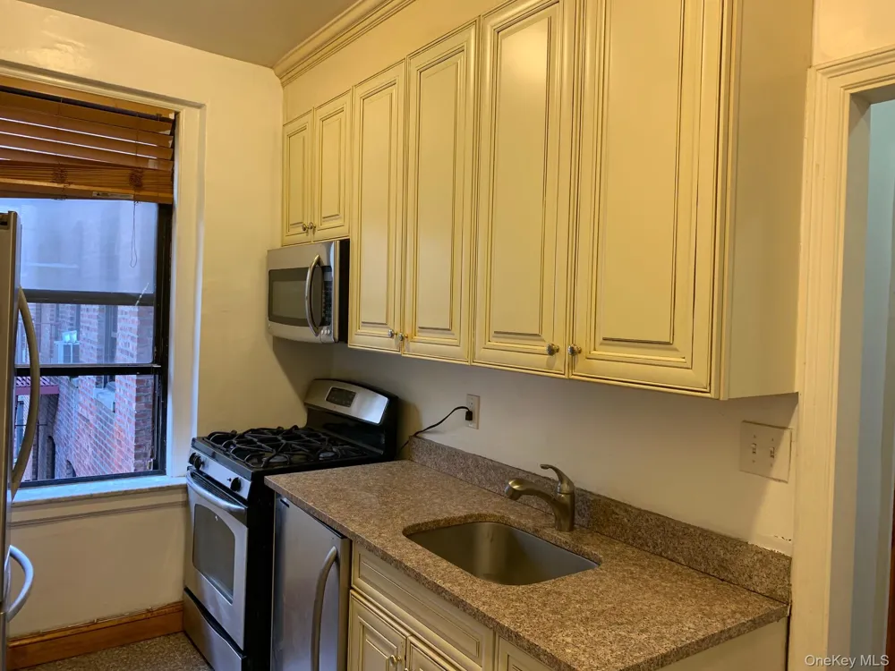 4333 48th Street #3C Sunnyside, NY 11104