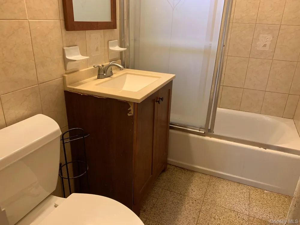 4333 48th Street #3C Sunnyside, NY 11104