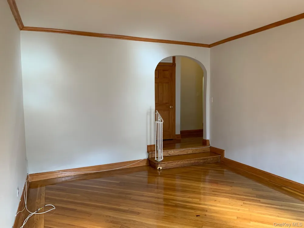 4333 48th Street #3C Sunnyside, NY 11104