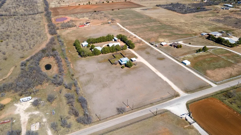 310 County Road 336 #B Tuscola, TX 79562