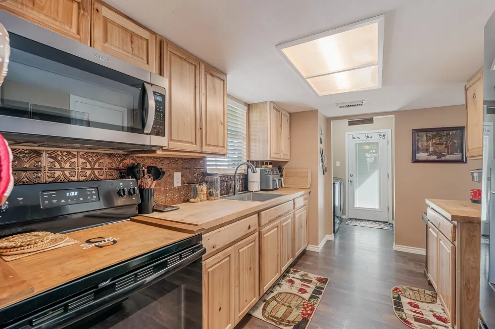 310 County Road 336 #B Tuscola, TX 79562