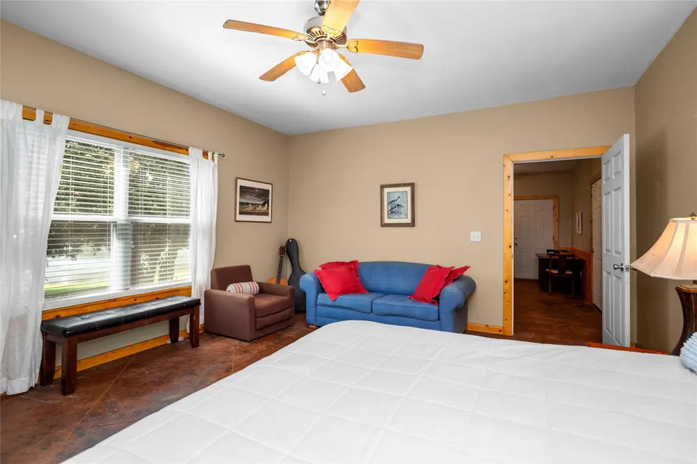 649 An County Road 1215 Grapeland, TX 75844
