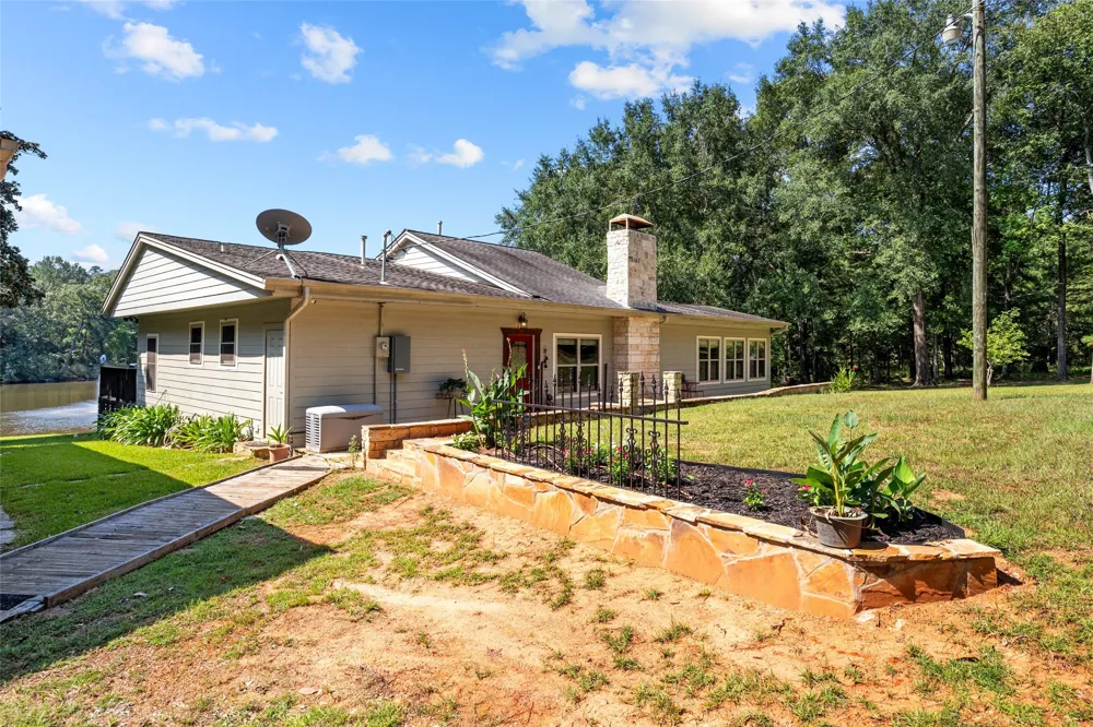 649 An County Road 1215 Grapeland, TX 75844