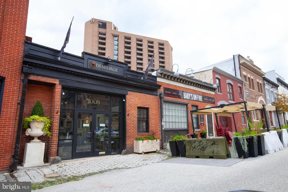 700 WASHINGTON PLACE #2D Baltimore, MD 21201
