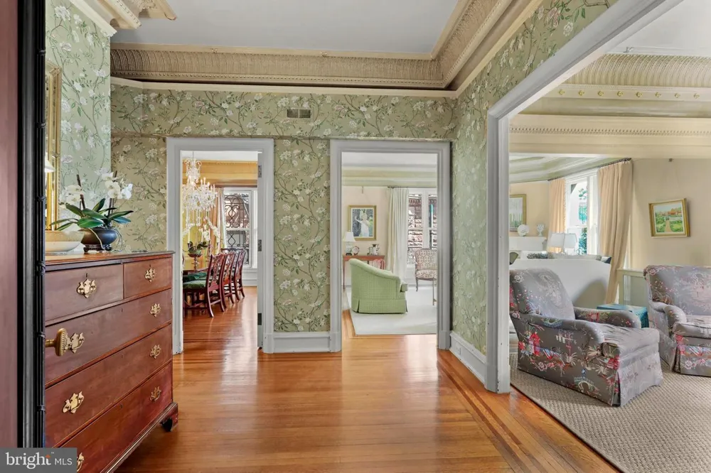 700 WASHINGTON PLACE #2D Baltimore, MD 21201