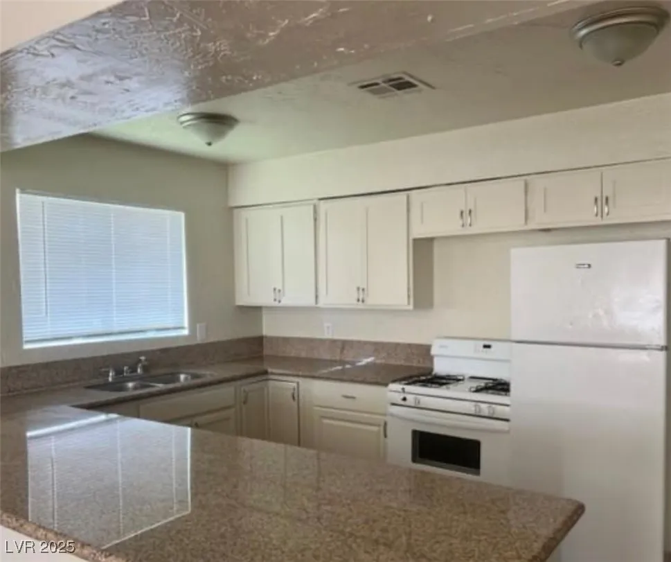 3630 Three Bars Court Las Vegas, NV 89115