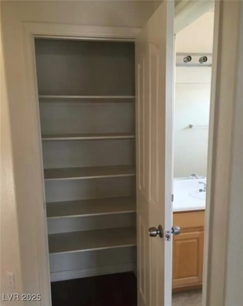 9076 Quarrystone Way Las Vegas, NV 89123