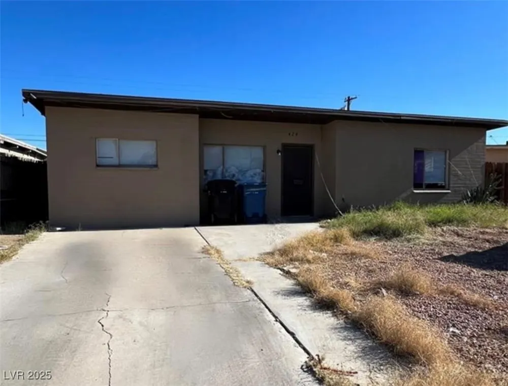424 Stanford Street Las Vegas, NV 89107