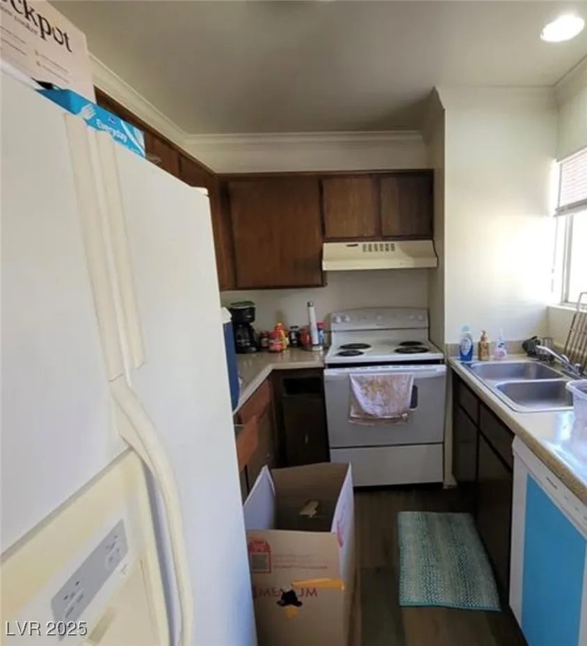 5049 Spencer Street #D Las Vegas, NV 89119