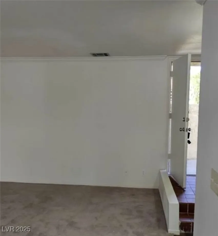5049 Spencer Street #D Las Vegas, NV 89119