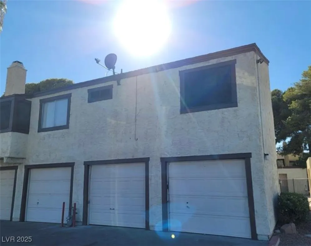 5049 Spencer Street #D Las Vegas, NV 89119