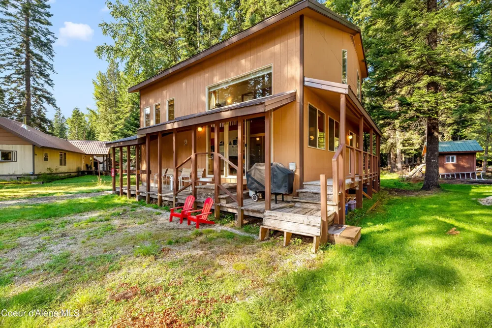 52 White Fir Lane Nordman, ID 83848