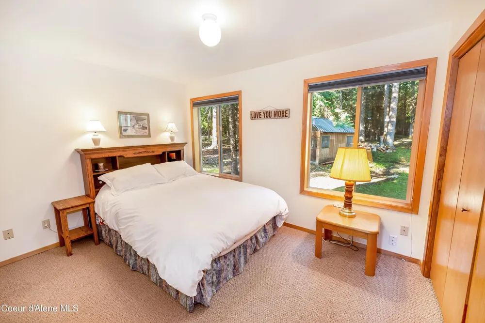52 White Fir Lane Nordman, ID 83848