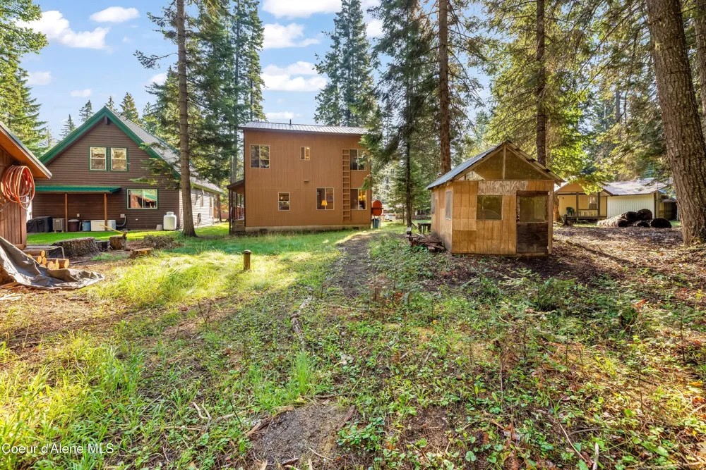 52 White Fir Lane Nordman, ID 83848